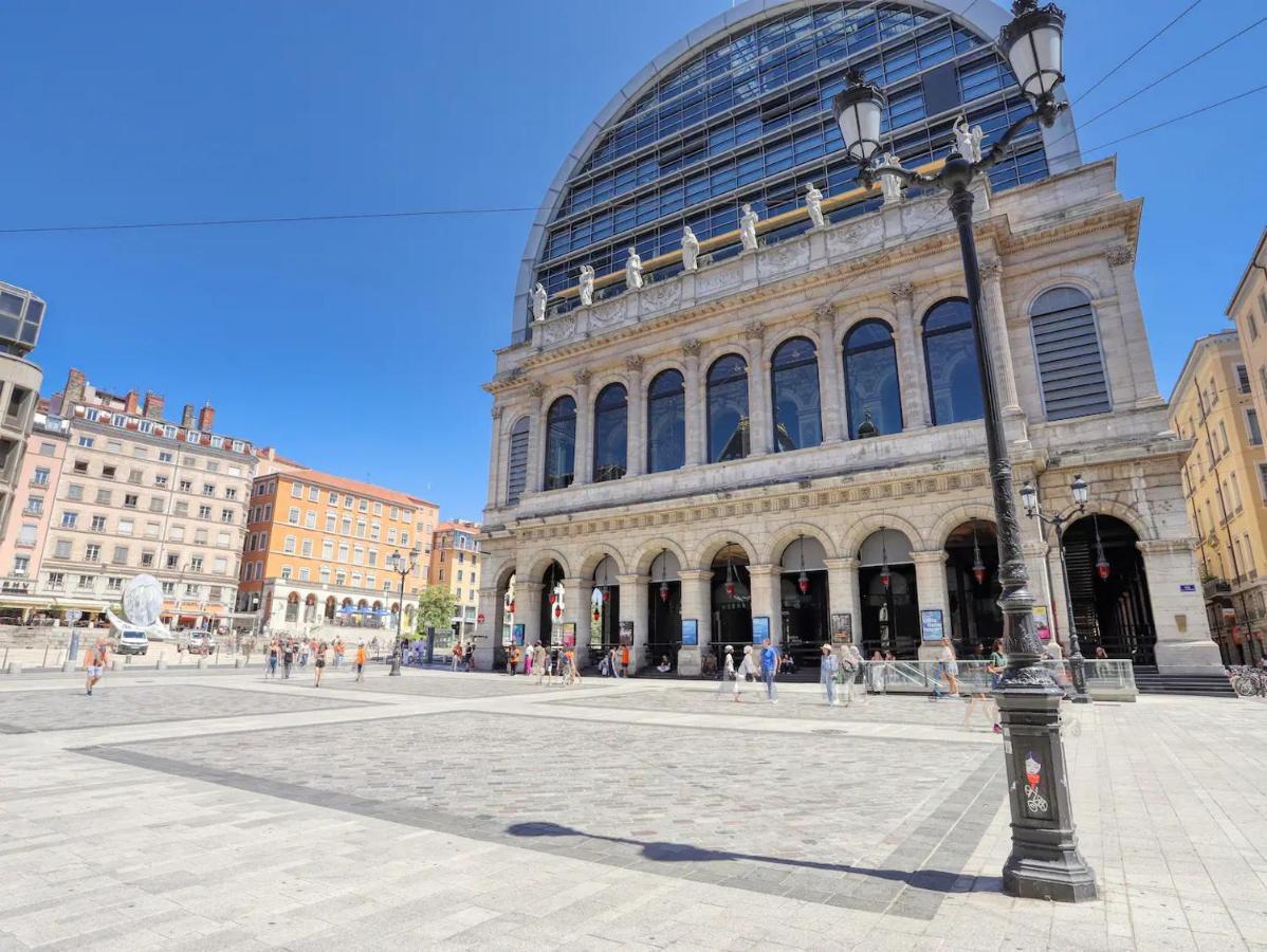 Palace Opera, Studio De Charme Lyon Eksteriør billede